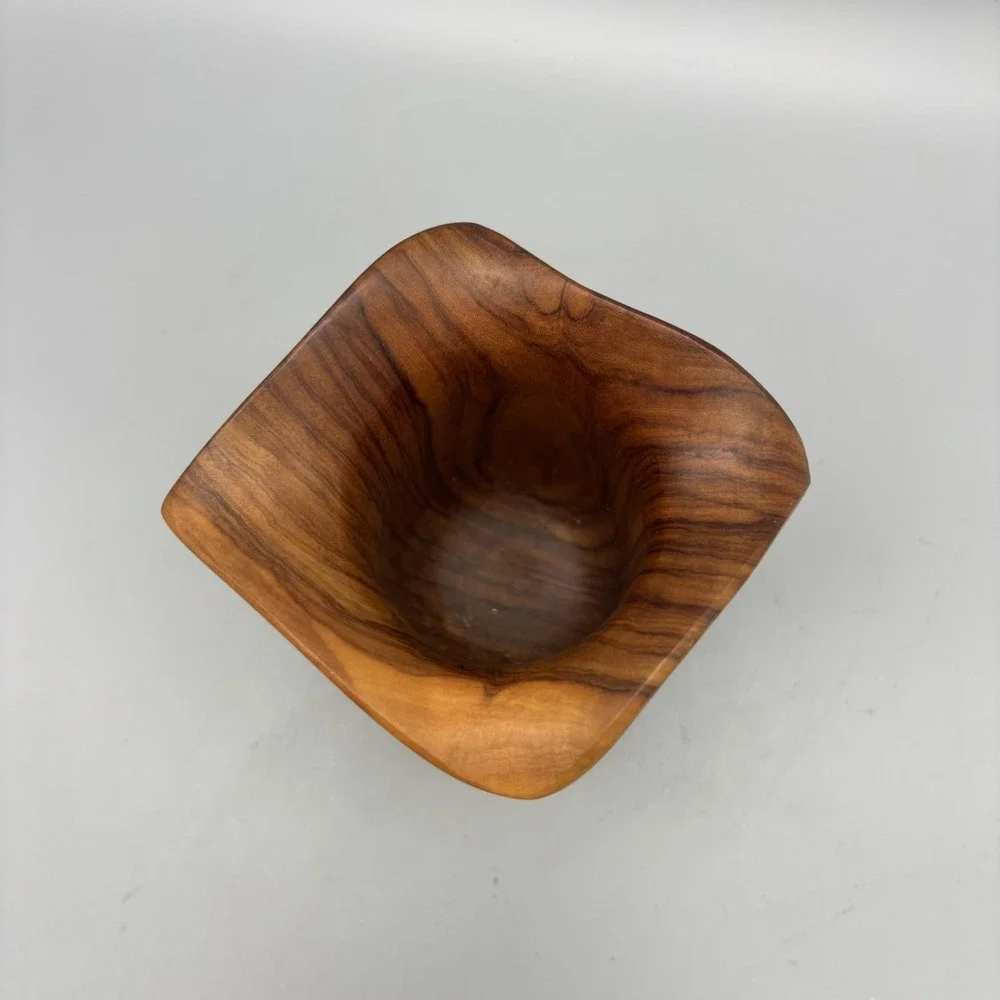 Pimfa heavy carved